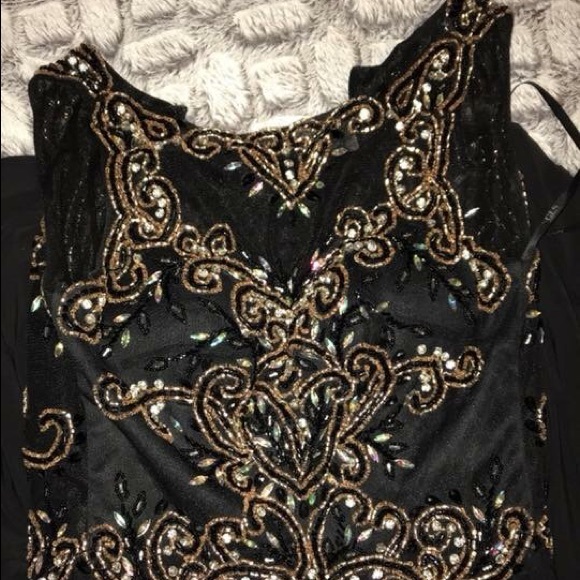 Evening Dress - Picture 2 of 4